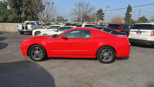 2013 Ford Mustang V6 Premium