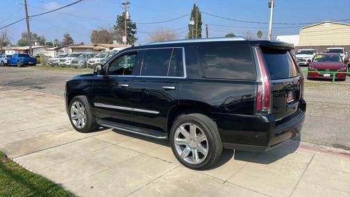 2018 Cadillac Escalade Luxury