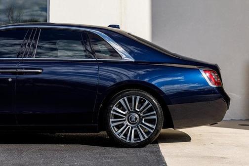 2023 Rolls-Royce Ghost 
