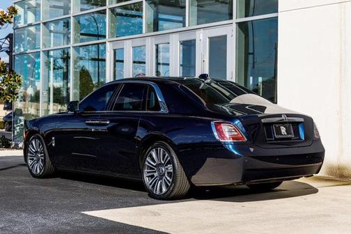 2023 Rolls-Royce Ghost 