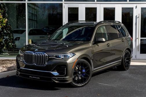 2022 BMW X7 M50i