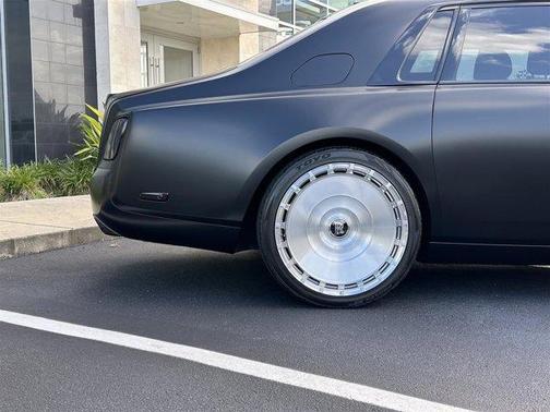 2021 Rolls-Royce Phantom