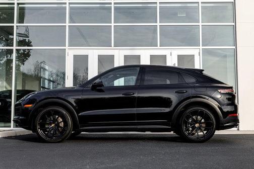 2023 Porsche Cayenne 