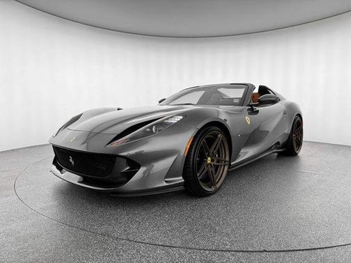 2021 Ferrari 812 GTS Base