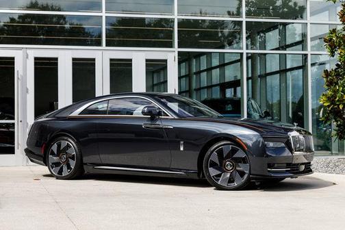 2024 Rolls-Royce Spectre 