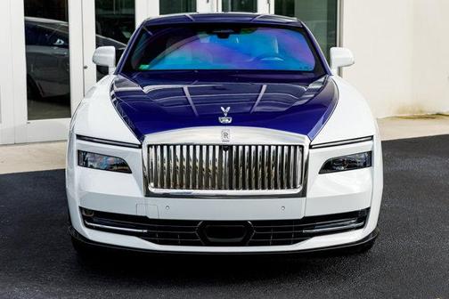 2024 Rolls-Royce Spectre 