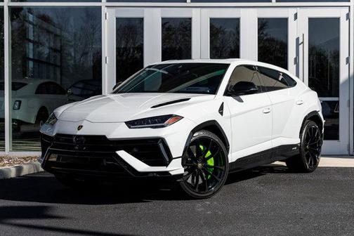 2023 Lamborghini Urus S