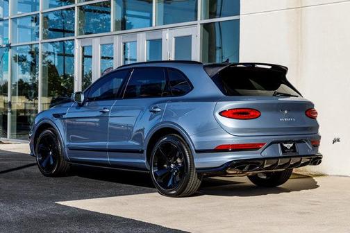 2023 Bentley Bentayga V8