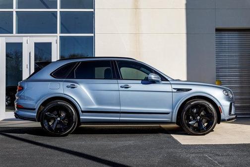 2023 Bentley Bentayga V8