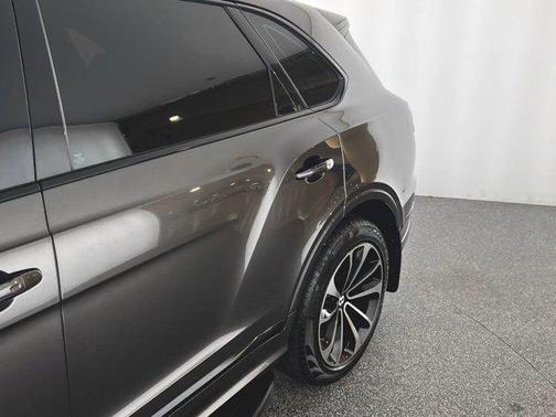 2021 Bentley Bentayga V8