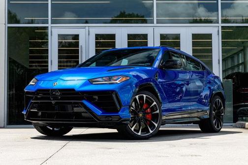2023 Lamborghini Urus S