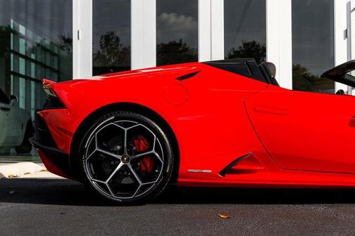 2020 Lamborghini Huracan EVO Base