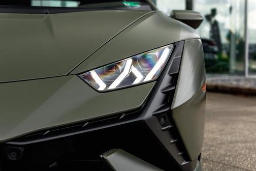 2023 Lamborghini Huracan Tecnica Base