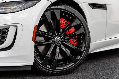 2024 Jaguar F-TYPE P450 R-Dynamic