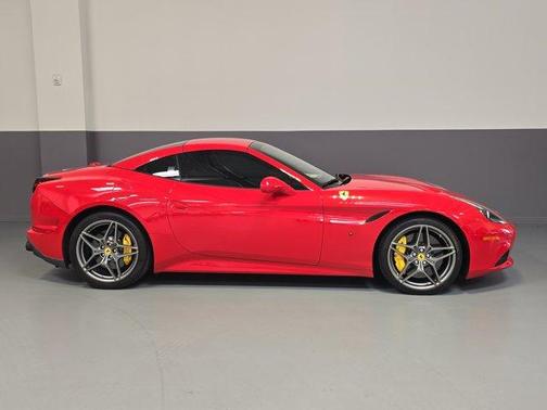 2017 Ferrari California T