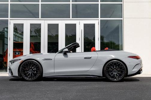 Alpine Gray 2024 Mercedes-Benz AMG SL 63 Base