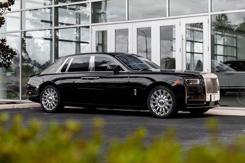2024 Rolls-Royce Phantom