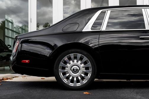 2024 Rolls-Royce Phantom