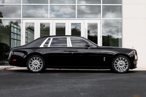 2024 Rolls-Royce Phantom