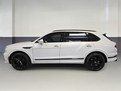 2023 Bentley Bentayga Azure
