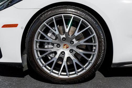 White 2024 Porsche Panamera 4