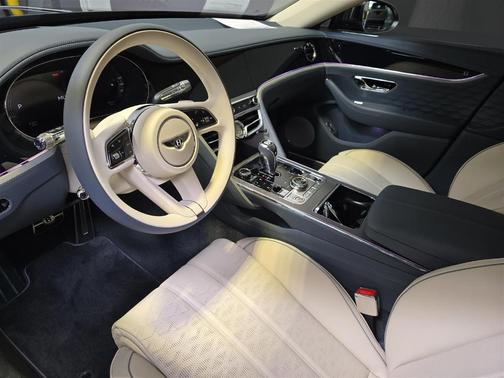 2025 Bentley Flying Spur Speed