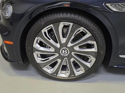 2025 Bentley Flying Spur Speed