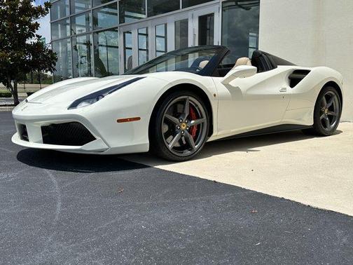 2018 Ferrari 488 Spider Base