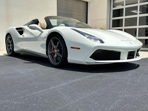 2018 Ferrari 488 Spider Base