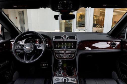 2022 Bentley Bentayga V8