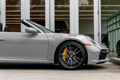 2024 Porsche 911 Turbo S