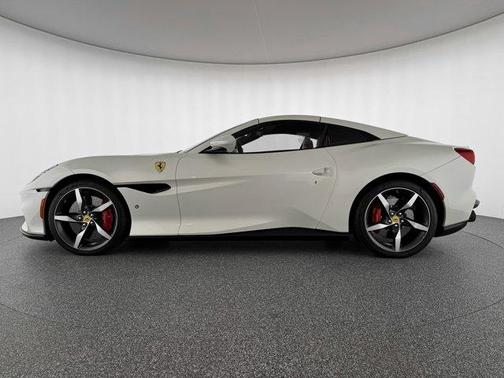 2022 Ferrari Portofino M Base