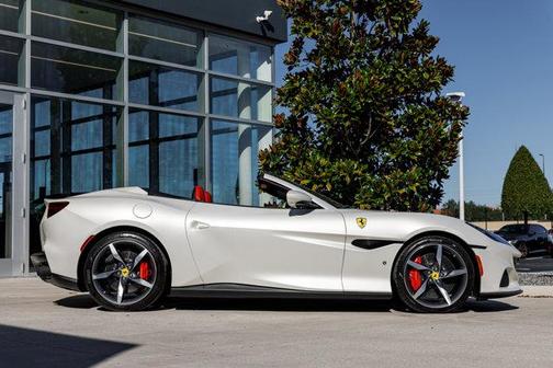 2022 Ferrari Portofino M Base