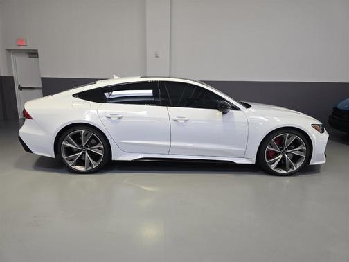 2021 Audi RS 7 4.0T quattro