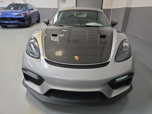 2025 Porsche 718 Cayman GT4 RS