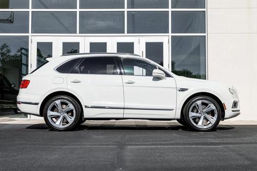 Glacier White 2018 Bentley Bentayga W12