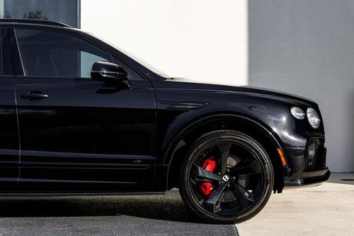 2022 Bentley Bentayga V8