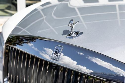 2024 Rolls-Royce Spectre 