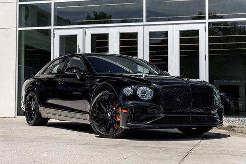 2025 Bentley Flying Spur 