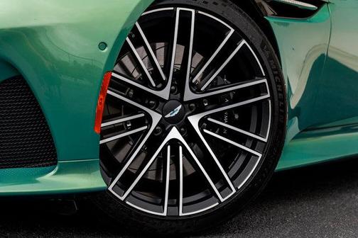 Q Iridescent Emerald 2025 Aston Martin DB12 Base