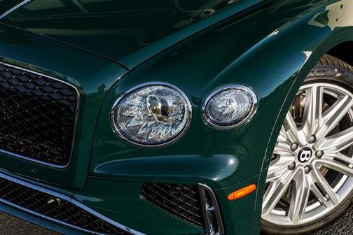 2026 Bentley Flying Spur 