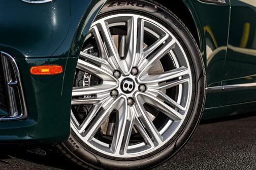 2026 Bentley Flying Spur 