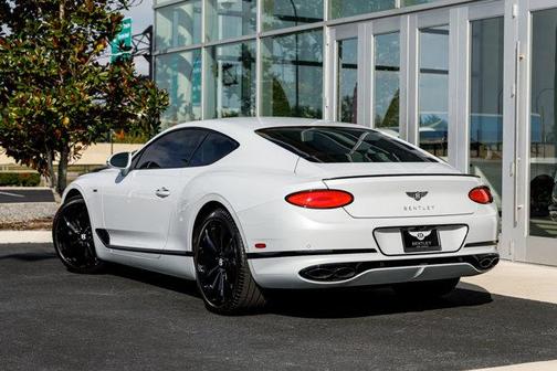 2024 Bentley Continental GT V8