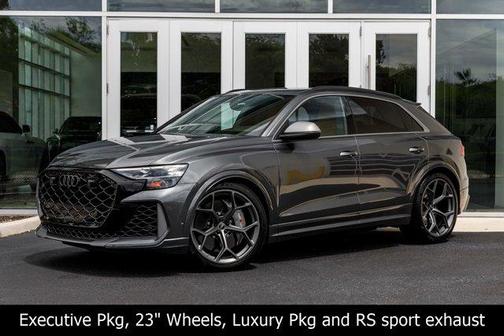 Daytona Gray Pearl Effect 2025 Audi RS Q8 4.0T quattro performance