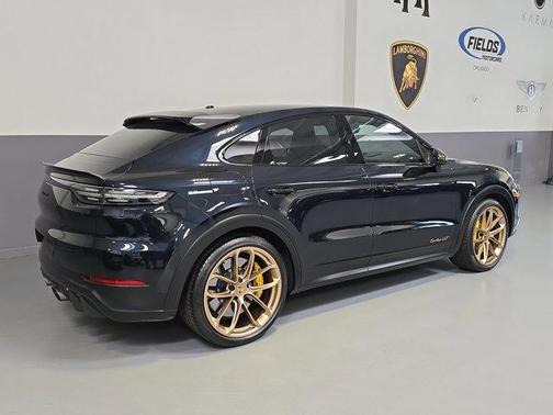 2023 Porsche Cayenne Turbo GT