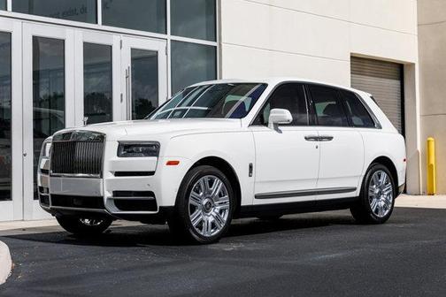 White 2023 Rolls-Royce Cullinan