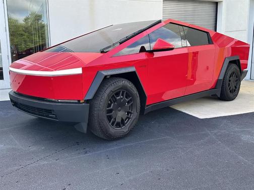 2024 Tesla Cybertruck Cyberbeast