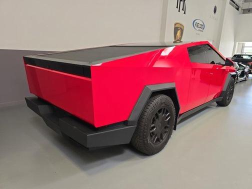 2024 Tesla Cybertruck Cyberbeast