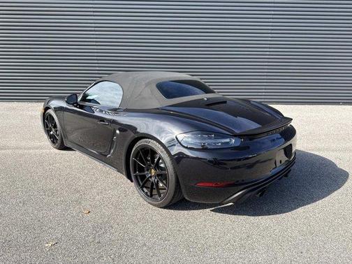 2025 Porsche 718 Boxster GTS 4.0