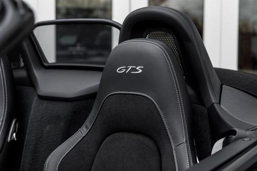 2025 Porsche 718 Boxster GTS 4.0